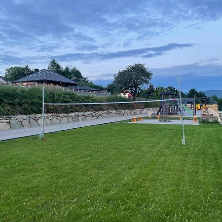 Domek Drewniany W Gorach Jacuzzi & Balia - Osada Chelm Stroza  Dış mekan fotoğraf