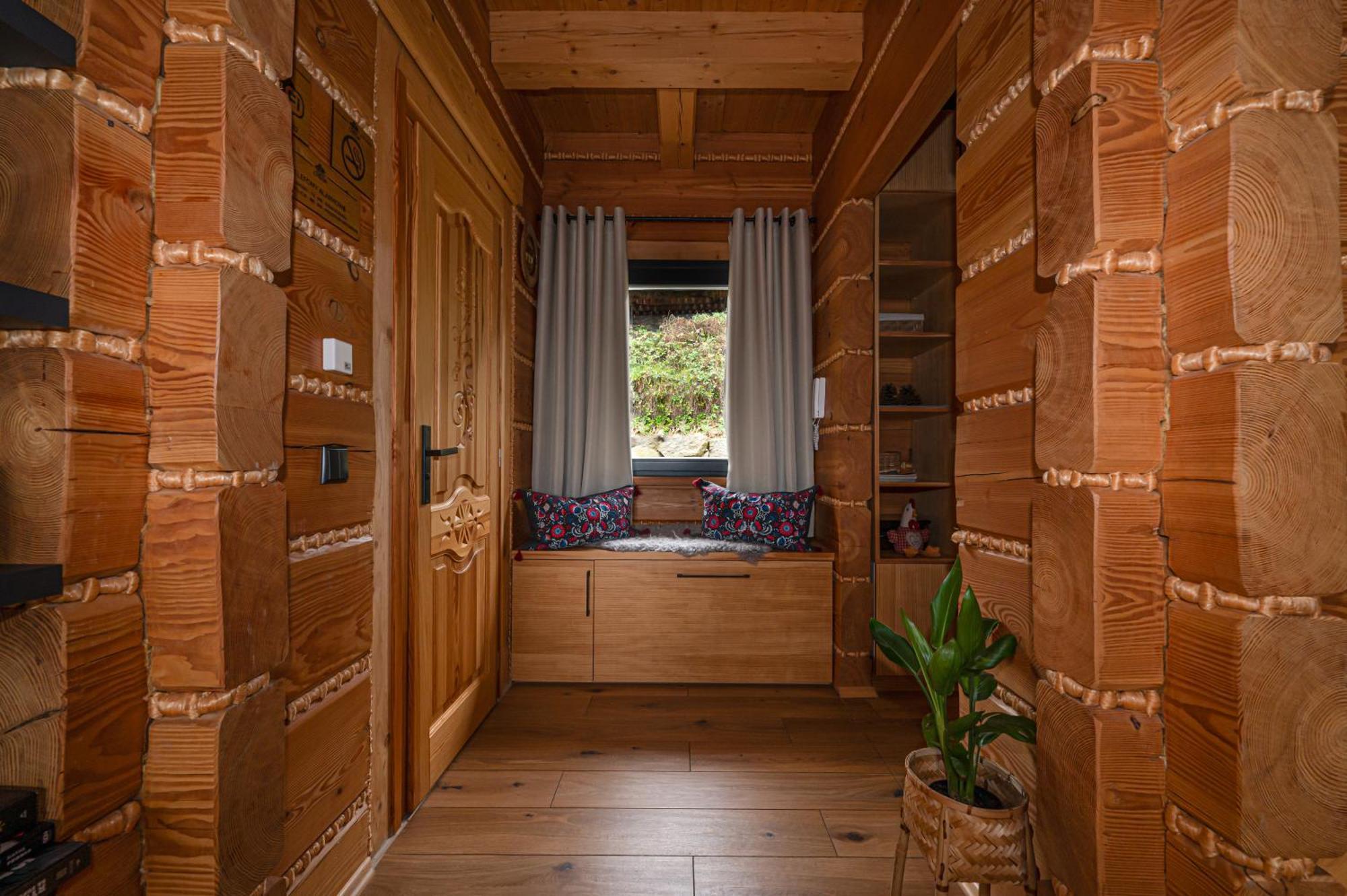 Domek Drewniany W Gorach Jacuzzi & Balia - Osada Chelm Stroza  Dış mekan fotoğraf