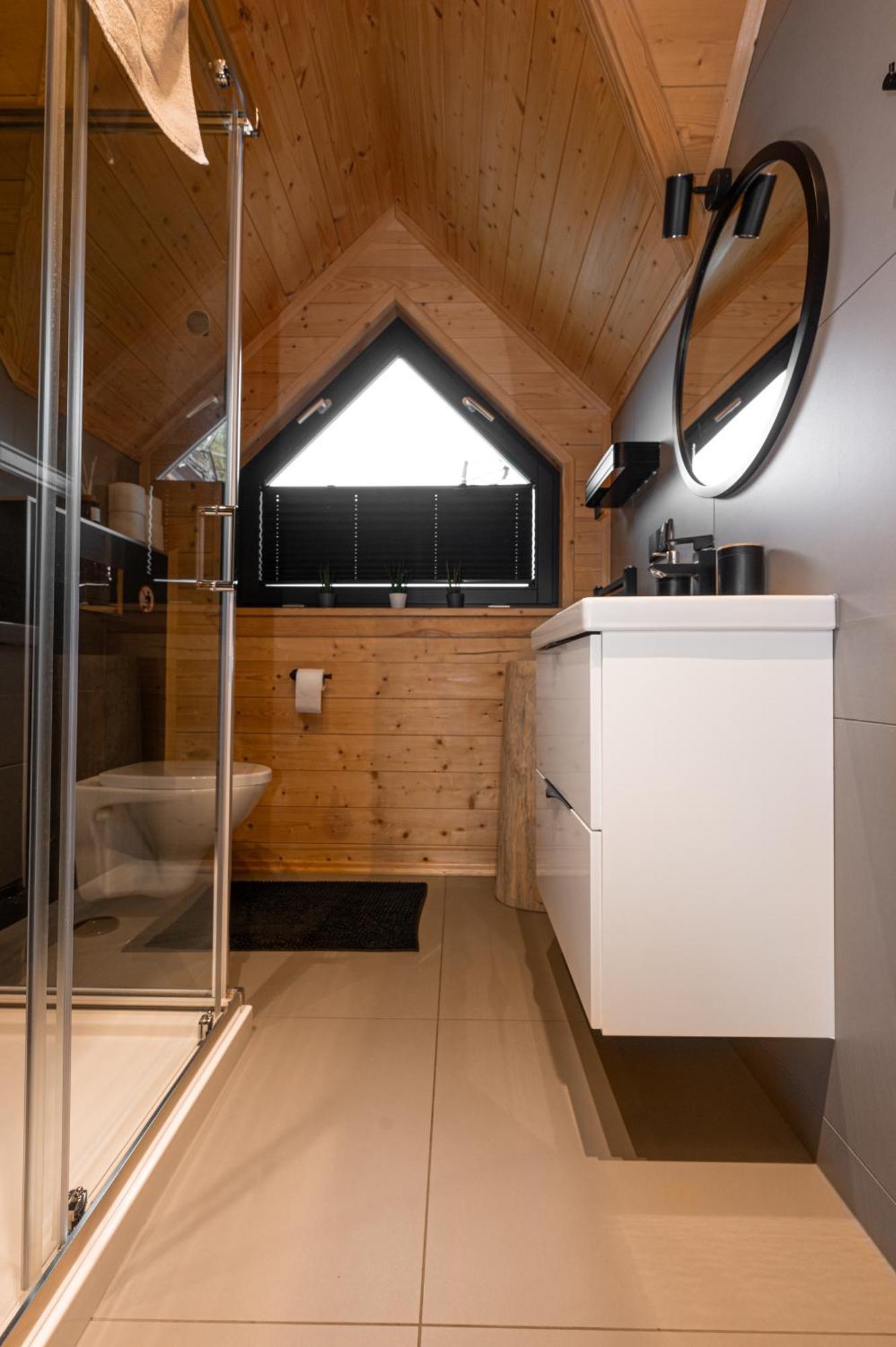 Domek Drewniany W Gorach Jacuzzi & Balia - Osada Chelm Stroza  Dış mekan fotoğraf